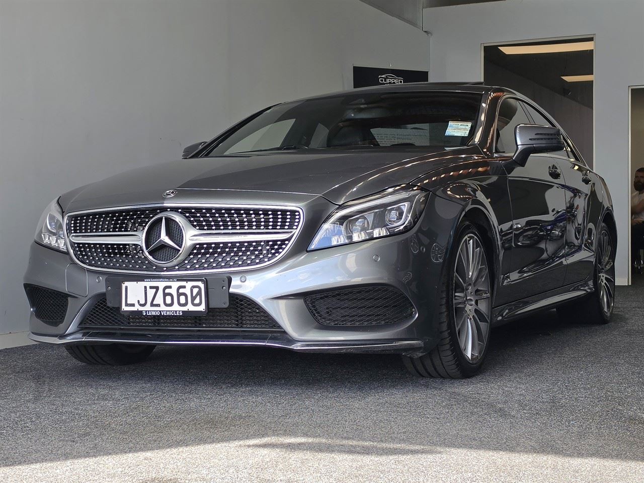 Vehicle image 1