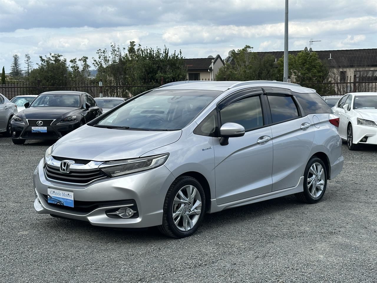Vehicle image 3