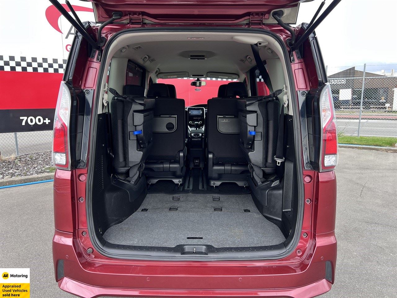 Vehicle image 3