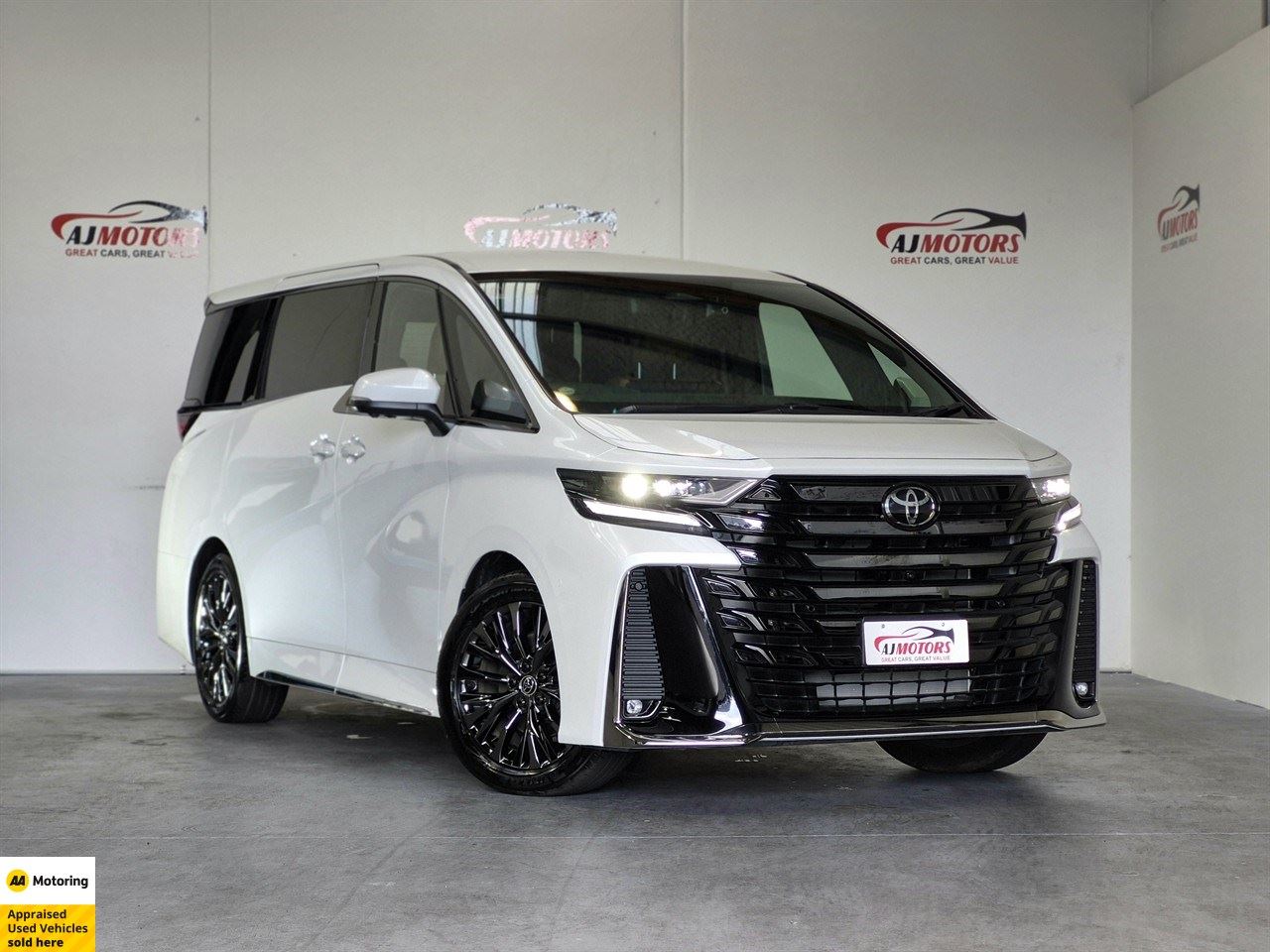 Vehicle image 1
