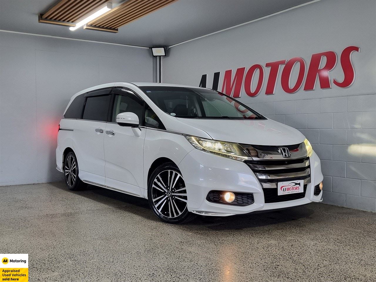 Vehicle image 1