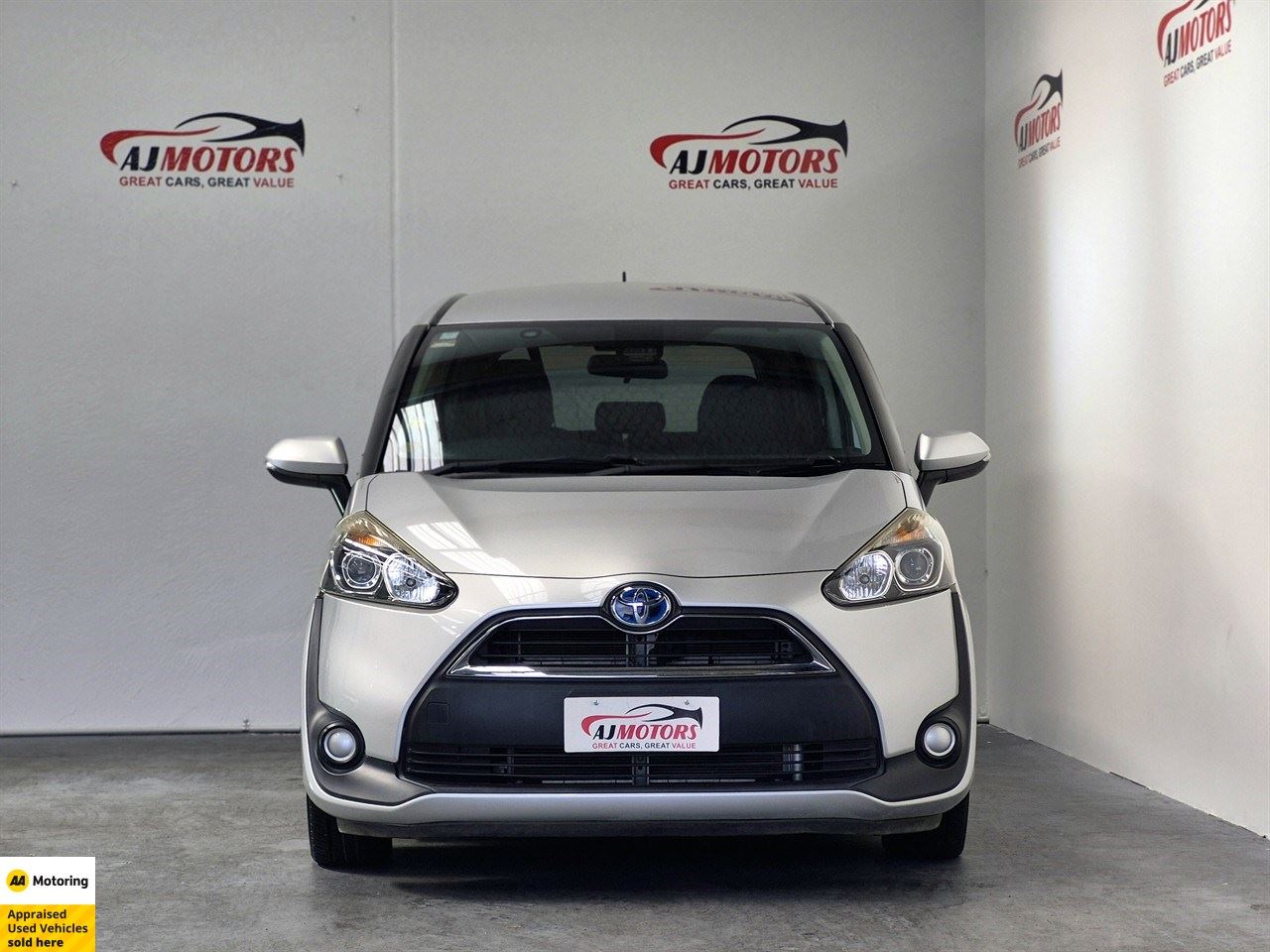 Vehicle image 2