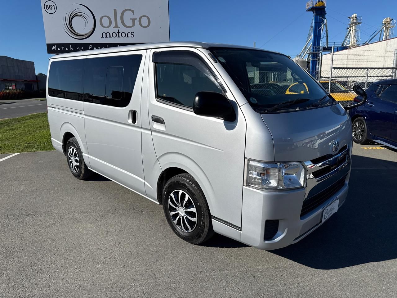 Vehicle image 2