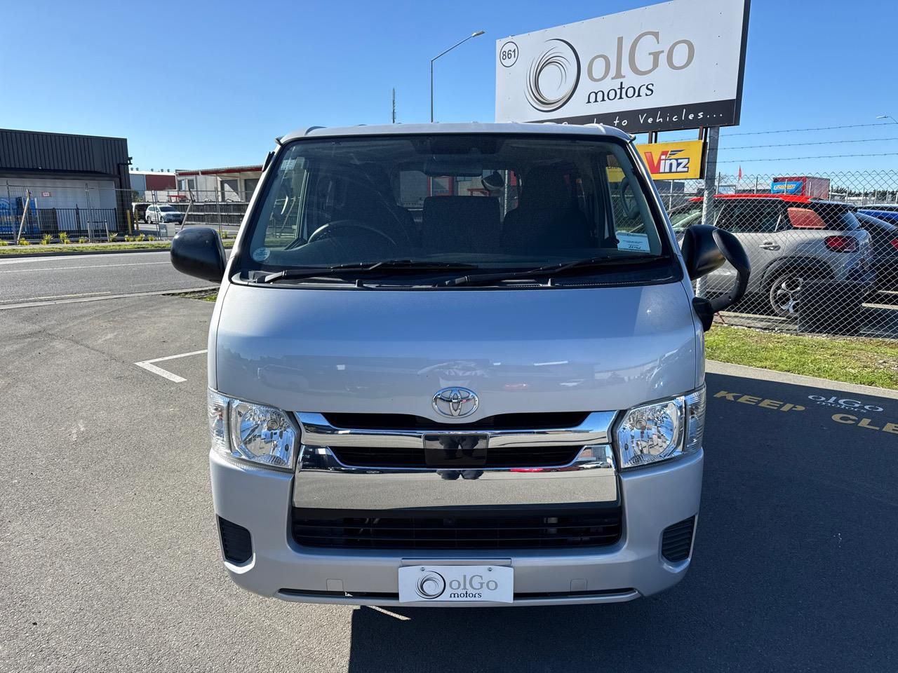 Vehicle image 3