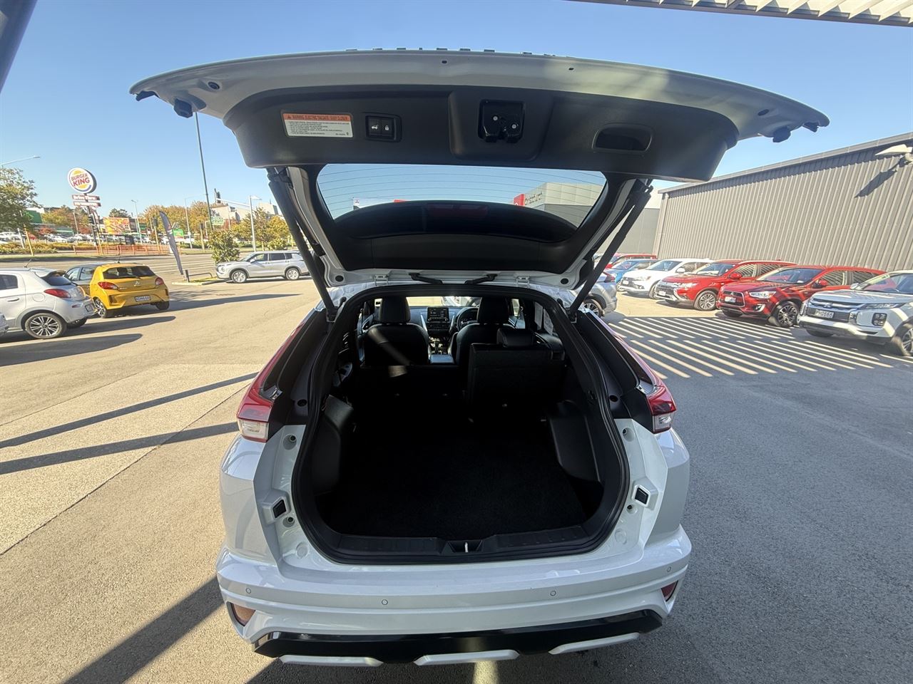 Vehicle image 5