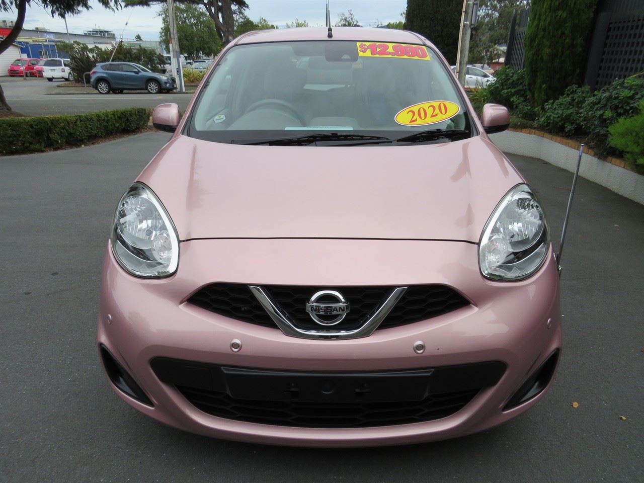 Vehicle image 4
