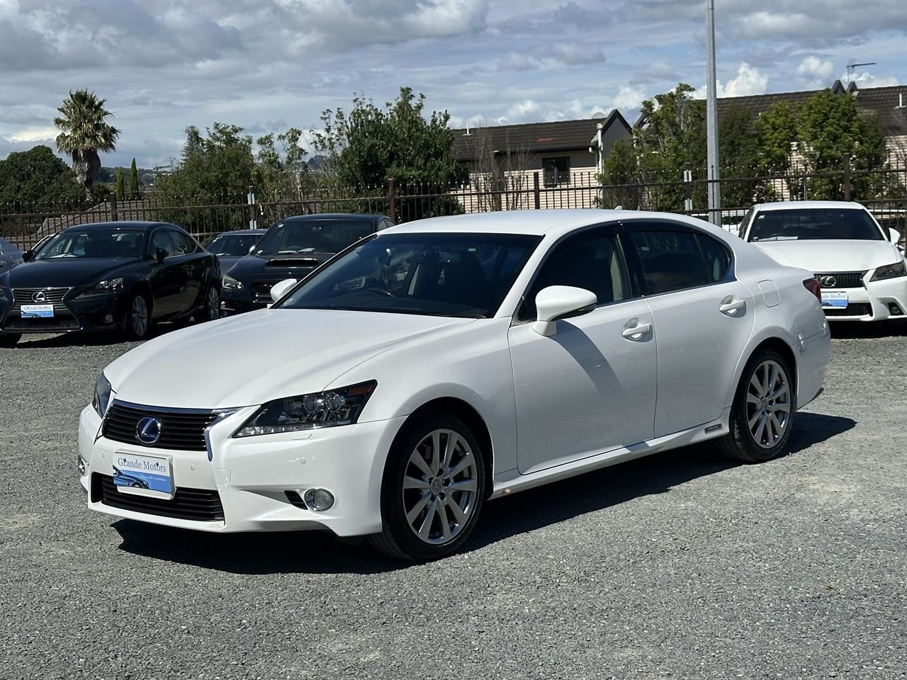 Vehicle image 3