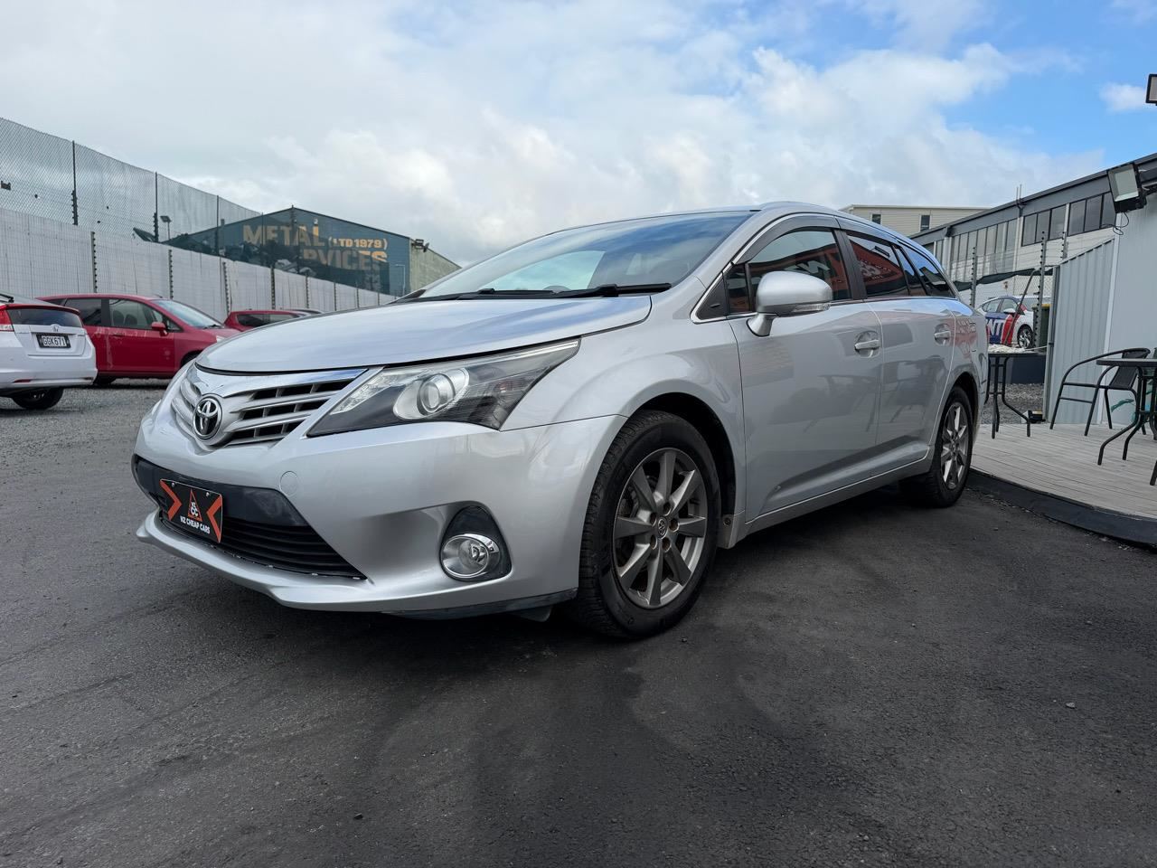 Vehicle image 3