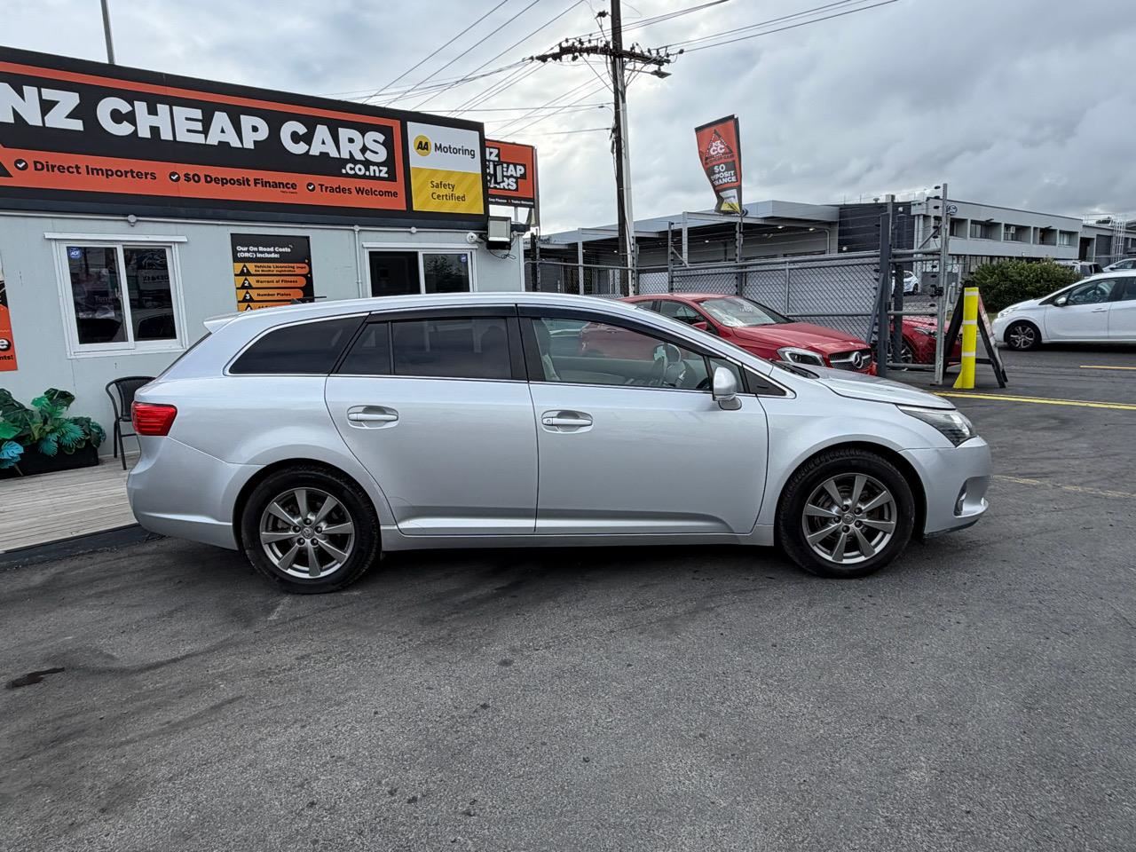 Vehicle image 5