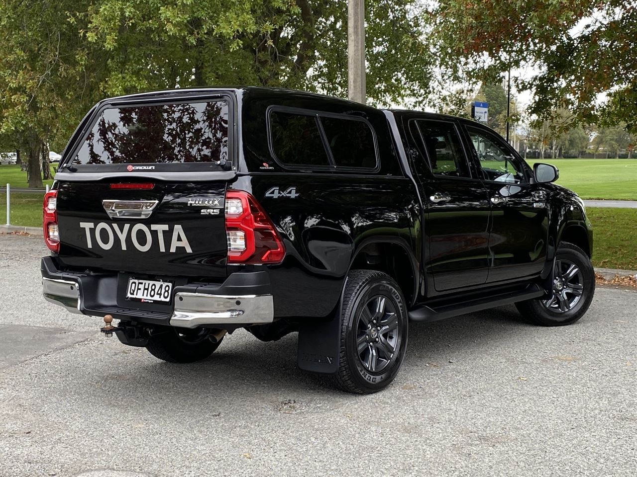 Vehicle image 5