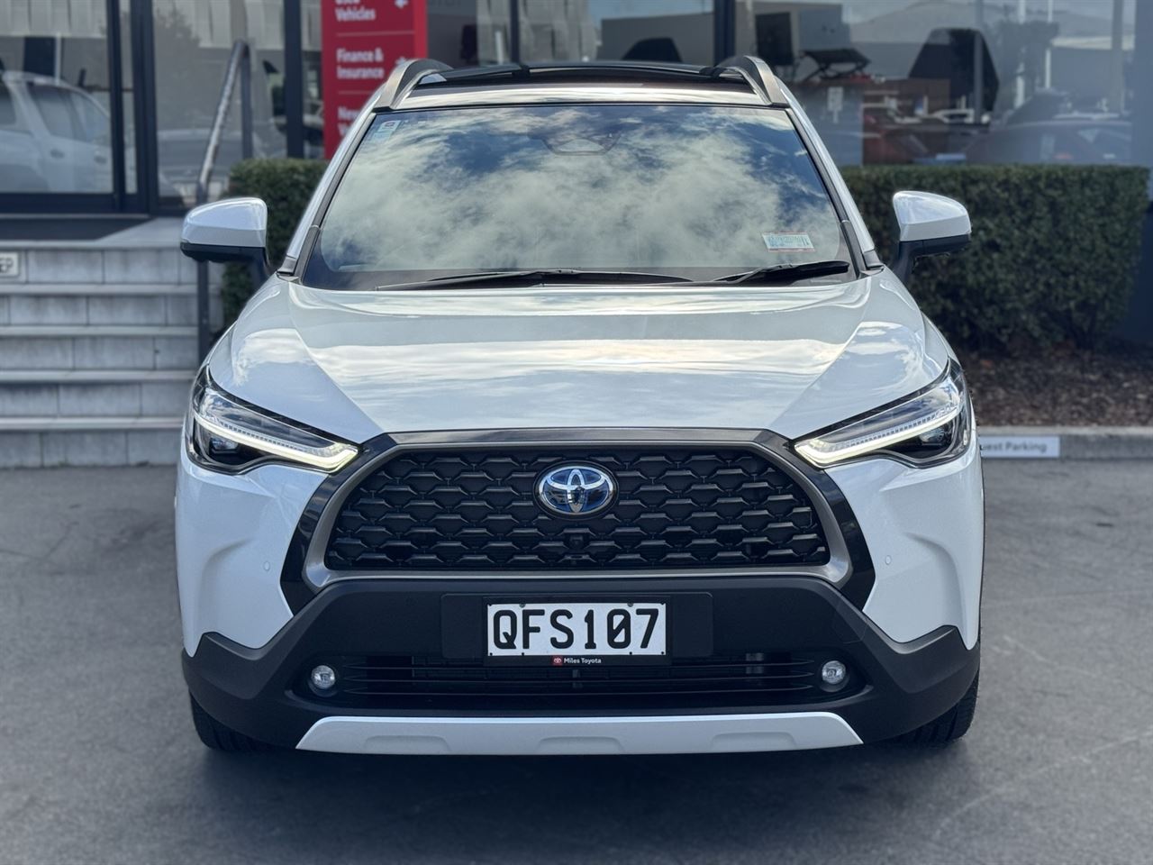 Vehicle image 2