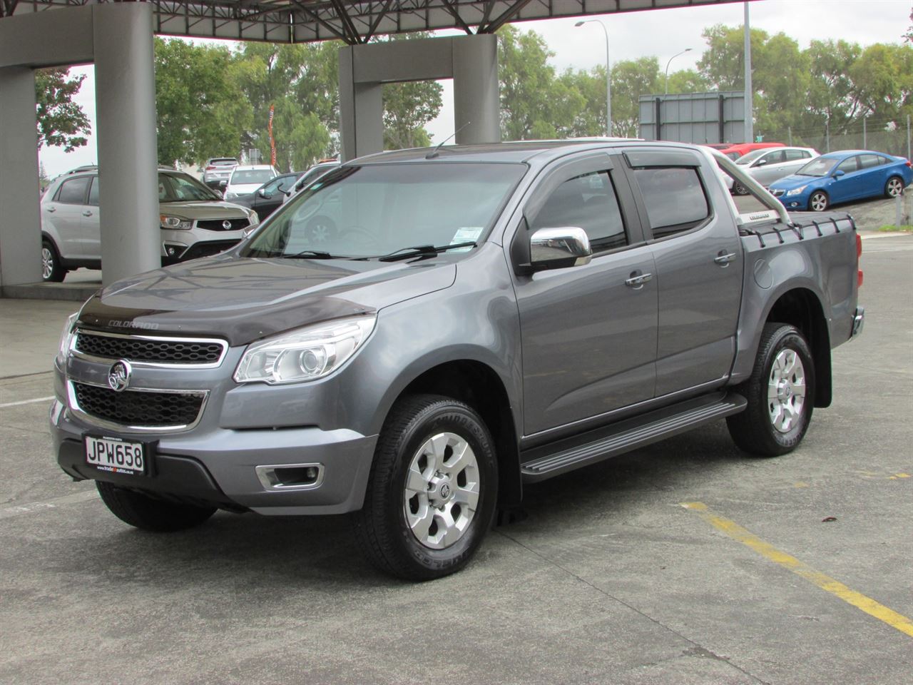 Vehicle image 3