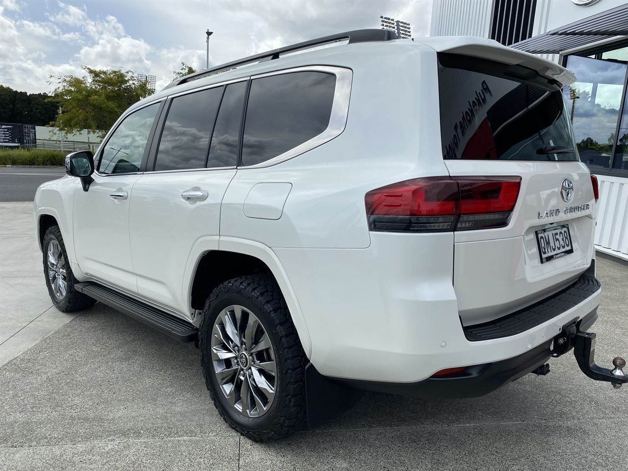 Vehicle image 3