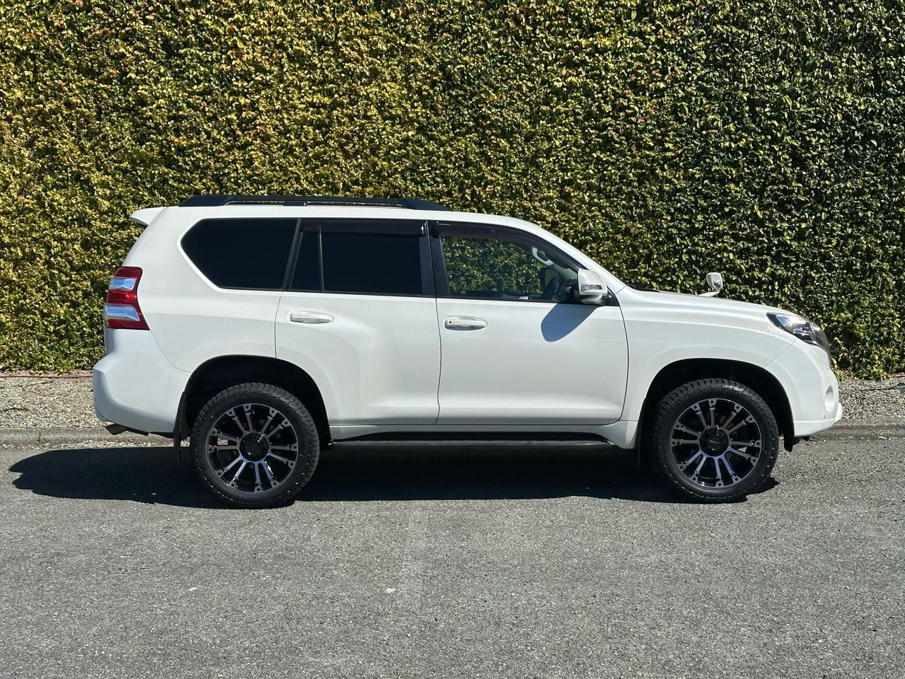 Vehicle image 2