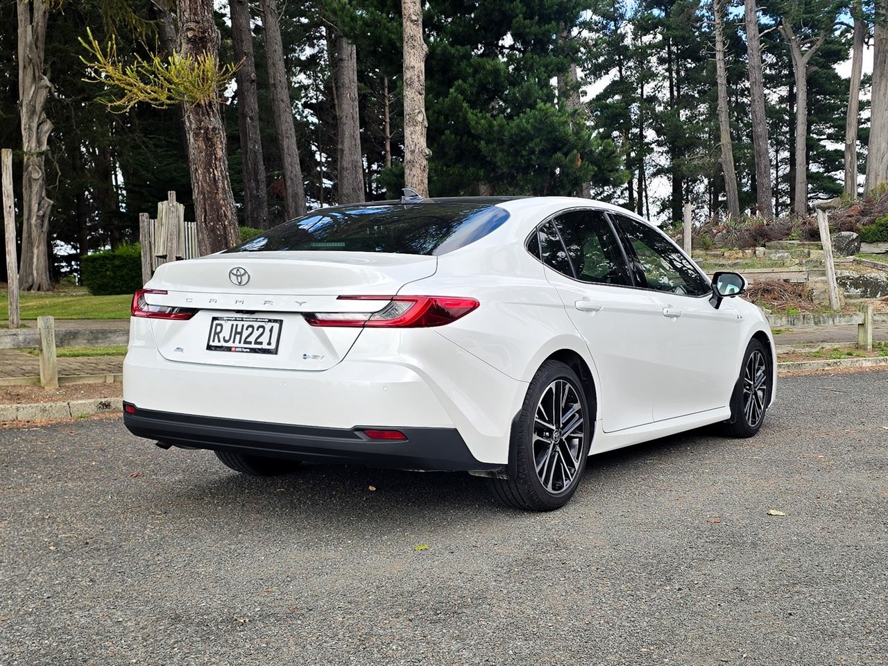 Vehicle image 3