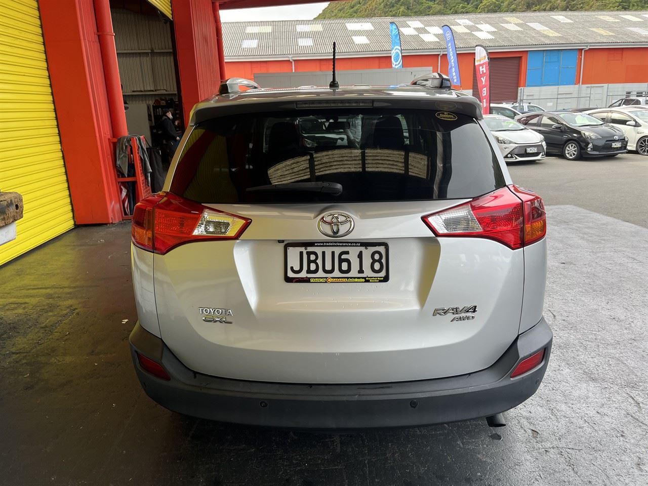 Vehicle image 5