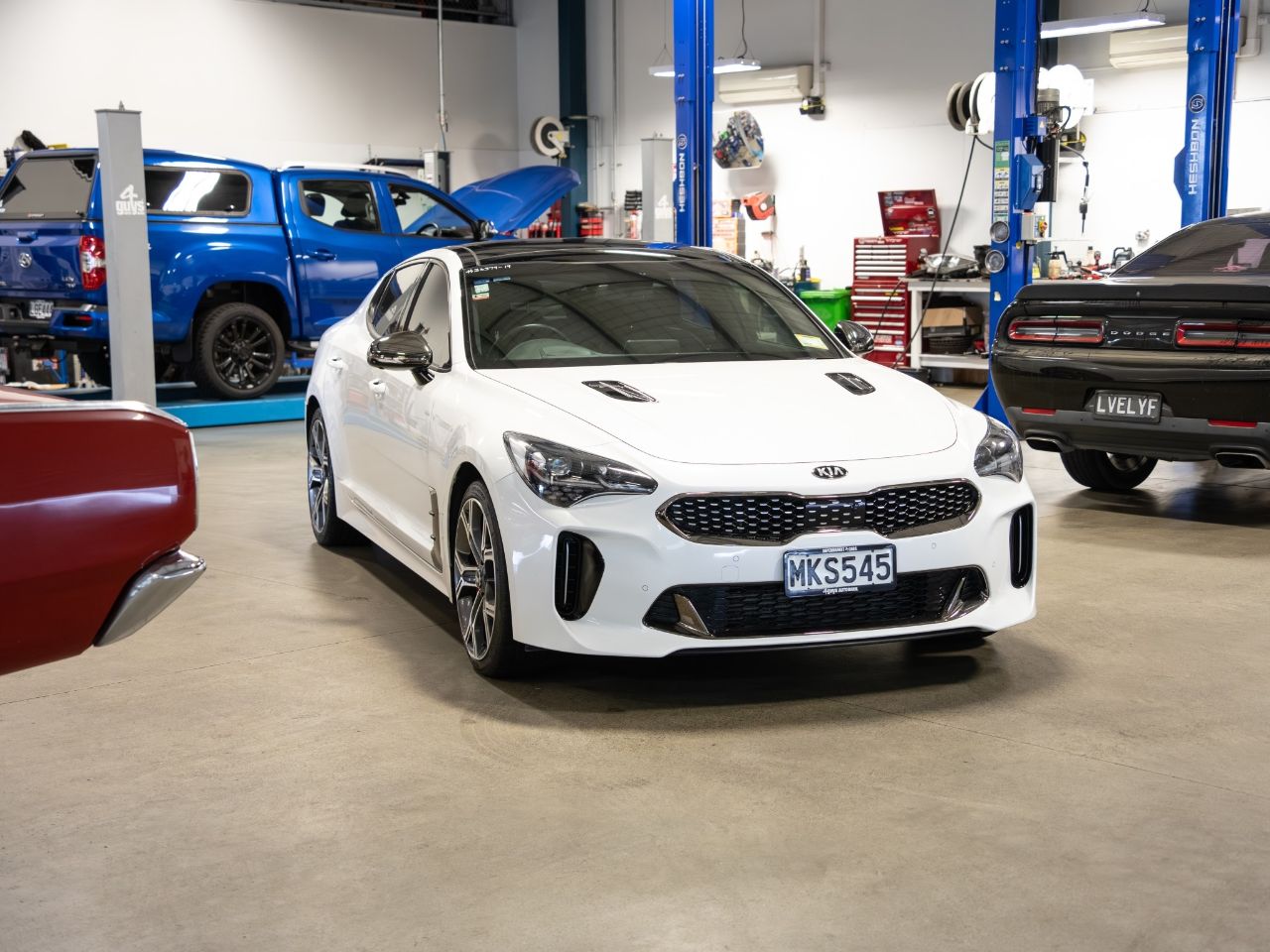 Vehicle image 4