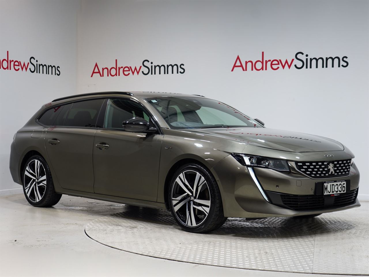 Vehicle image 1