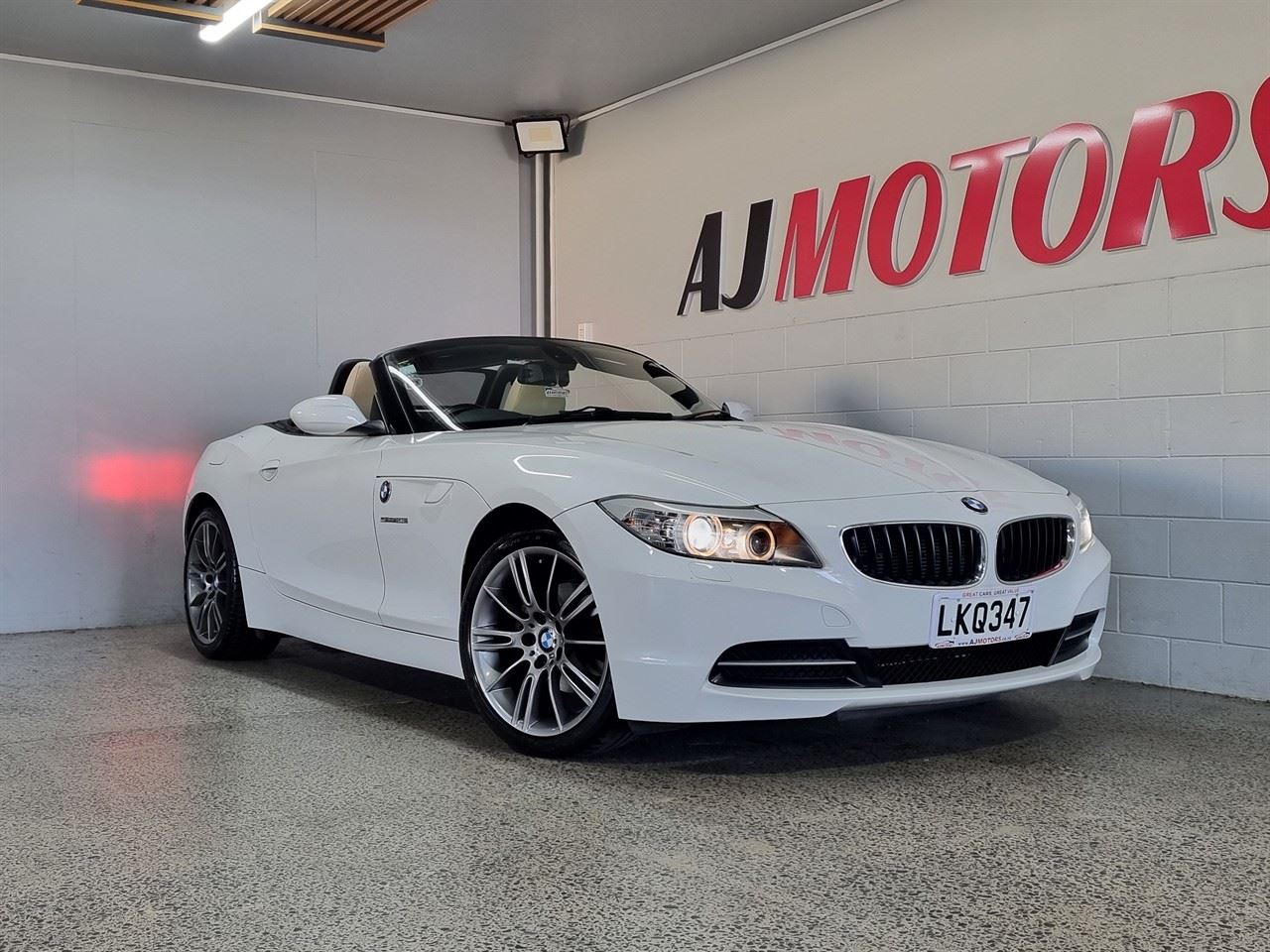 Vehicle image 1