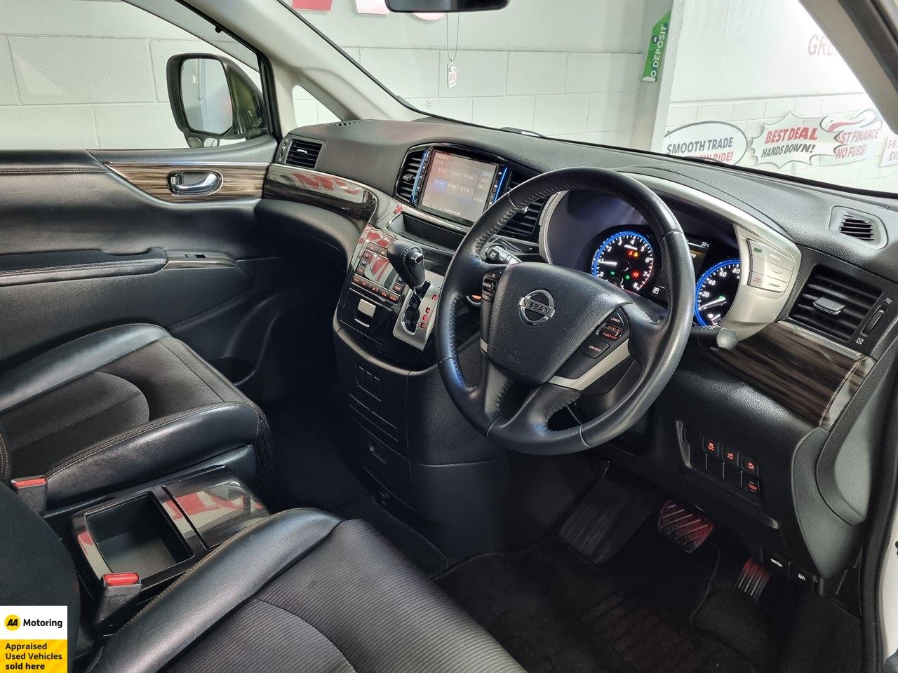 Vehicle image 3