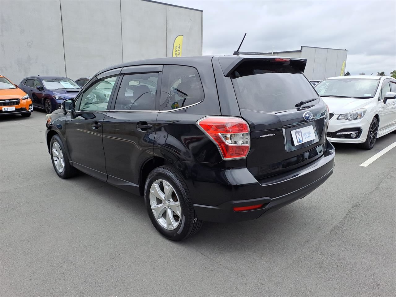 Vehicle image 5