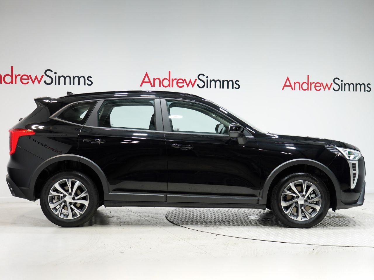 Vehicle image 3