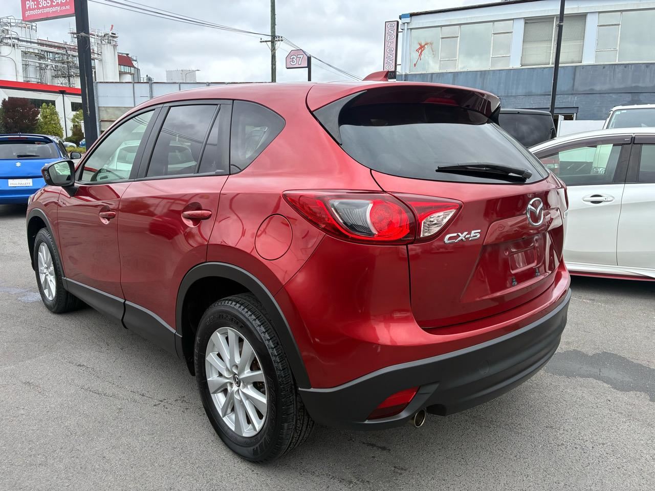 Vehicle image 5
