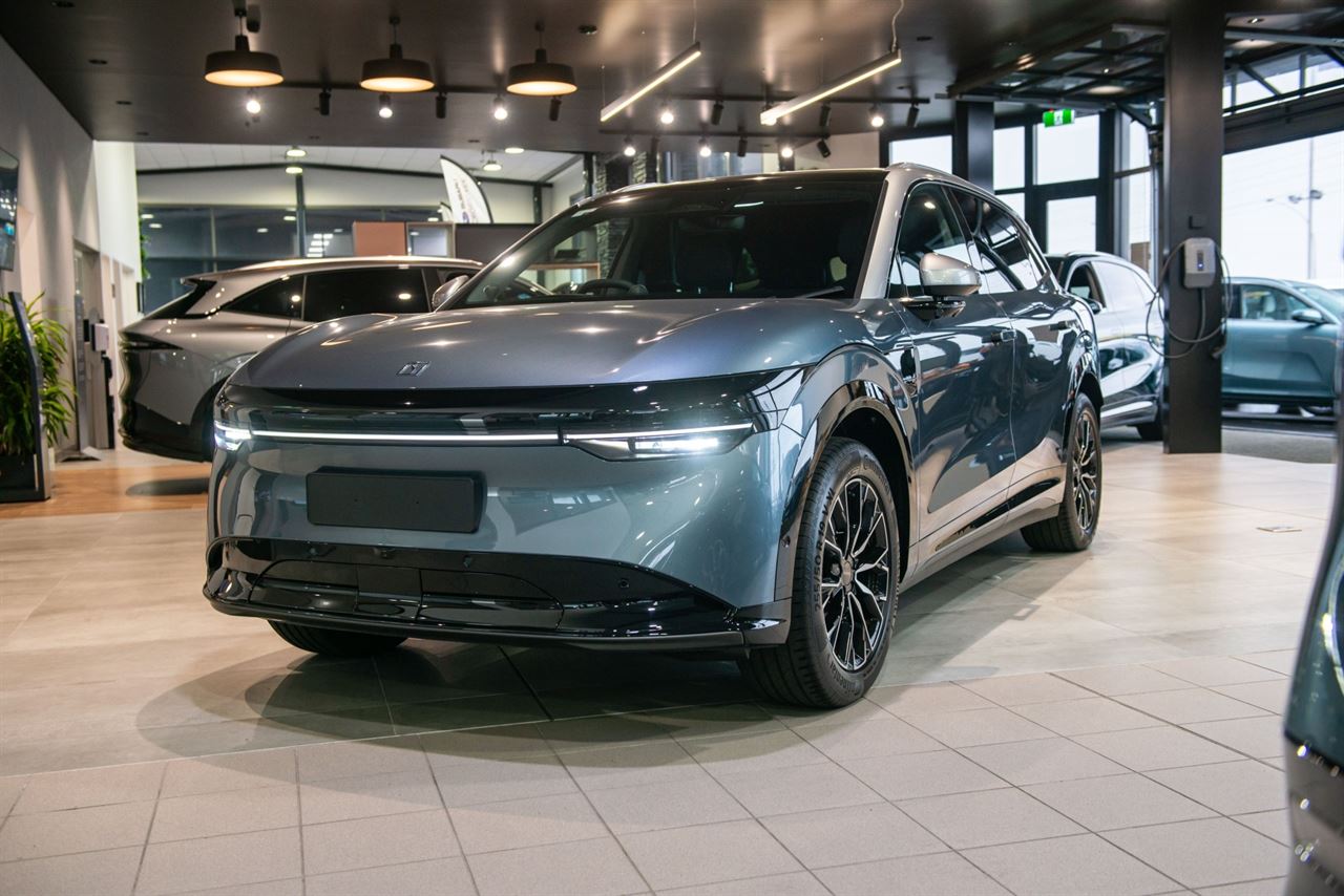 Vehicle image 1