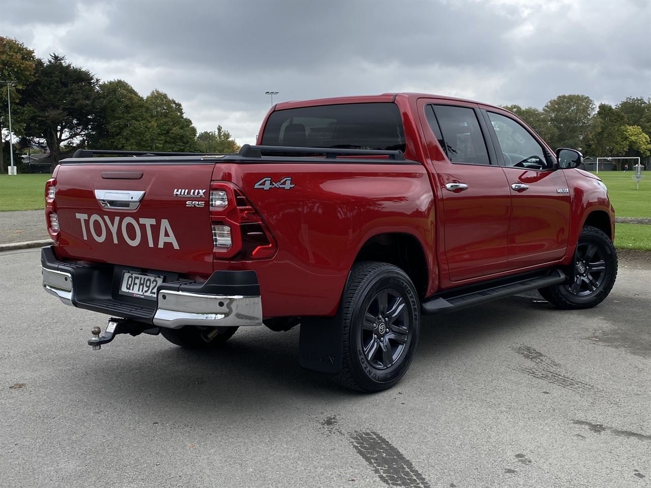 Vehicle image 5