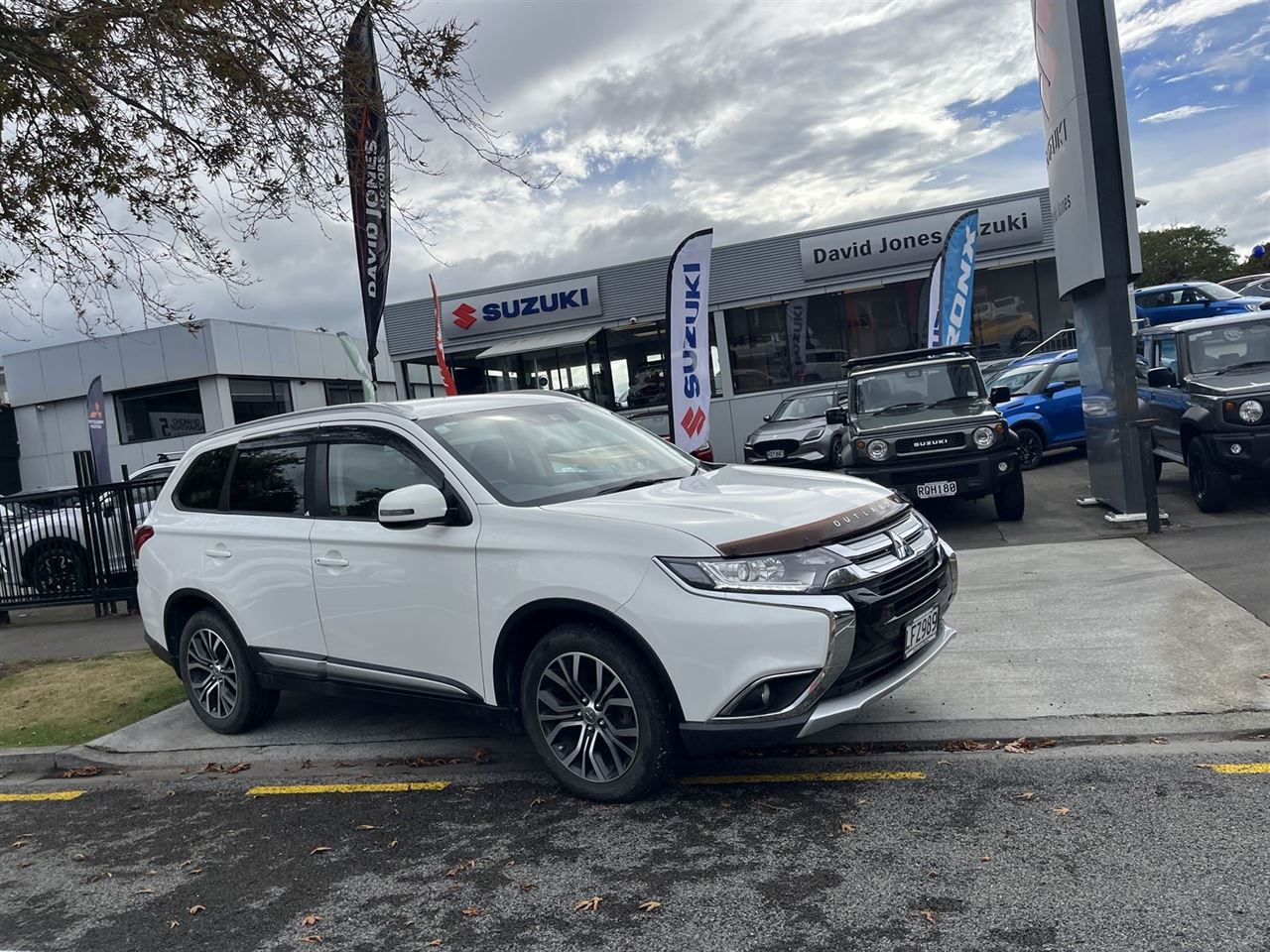 Vehicle image 1
