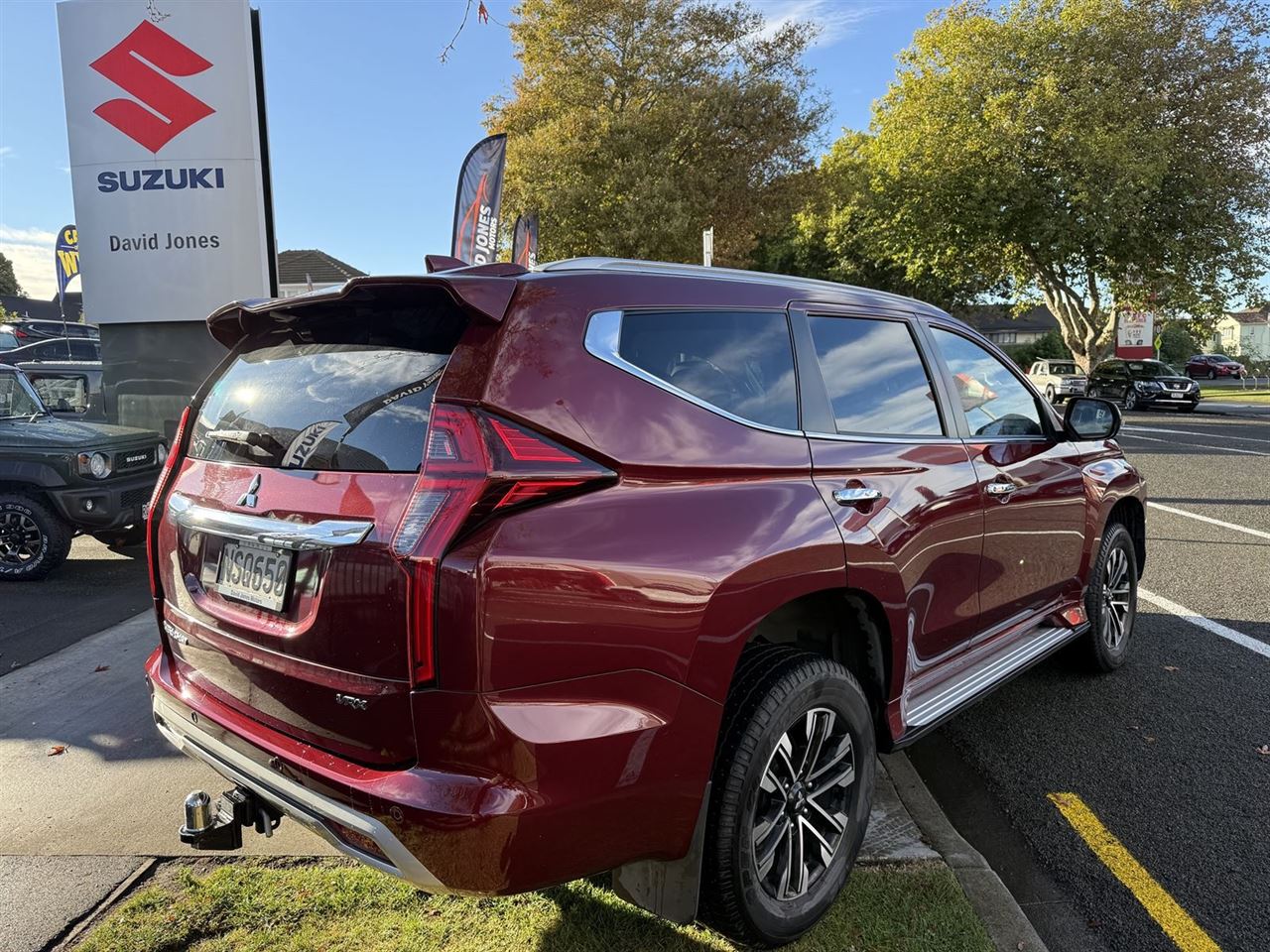 Vehicle image 5