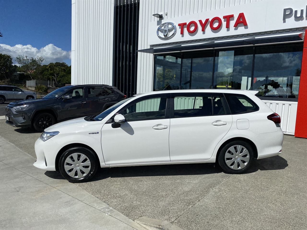 Vehicle image 2