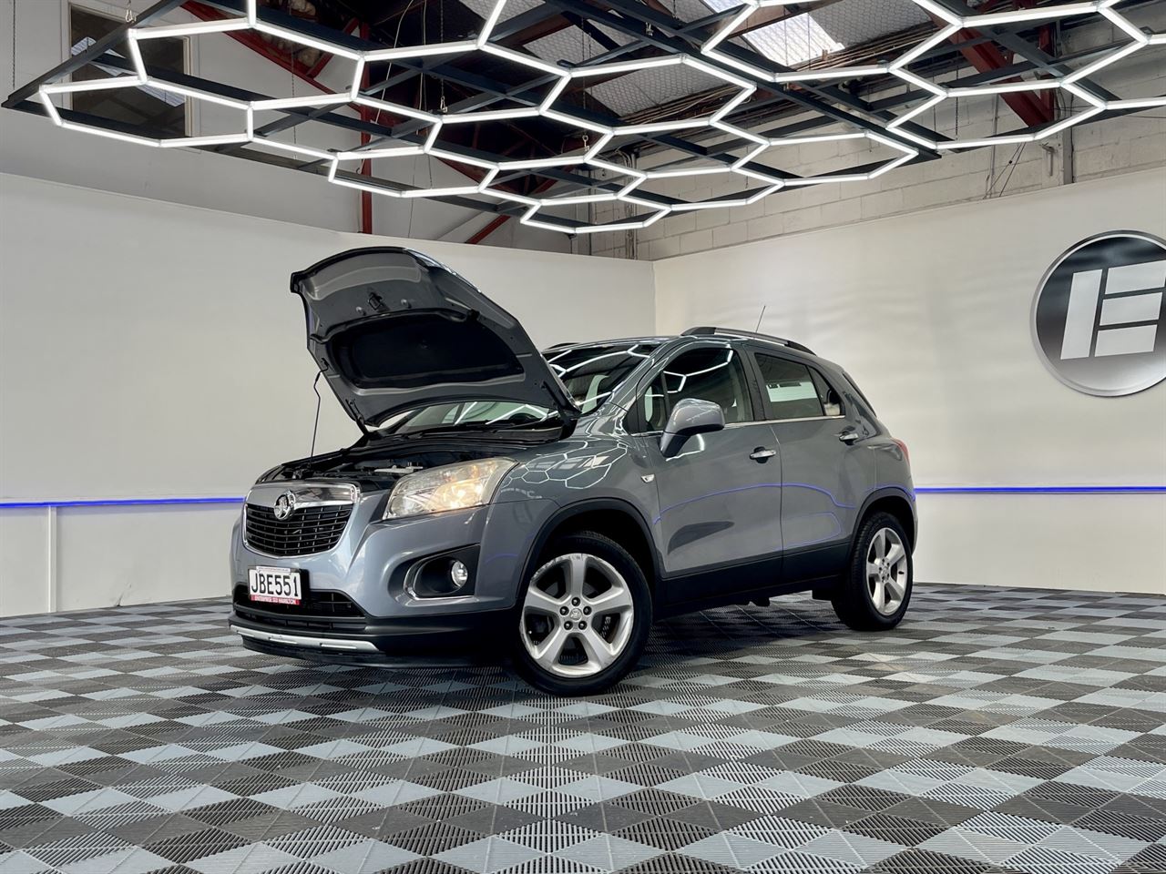 Vehicle image 3