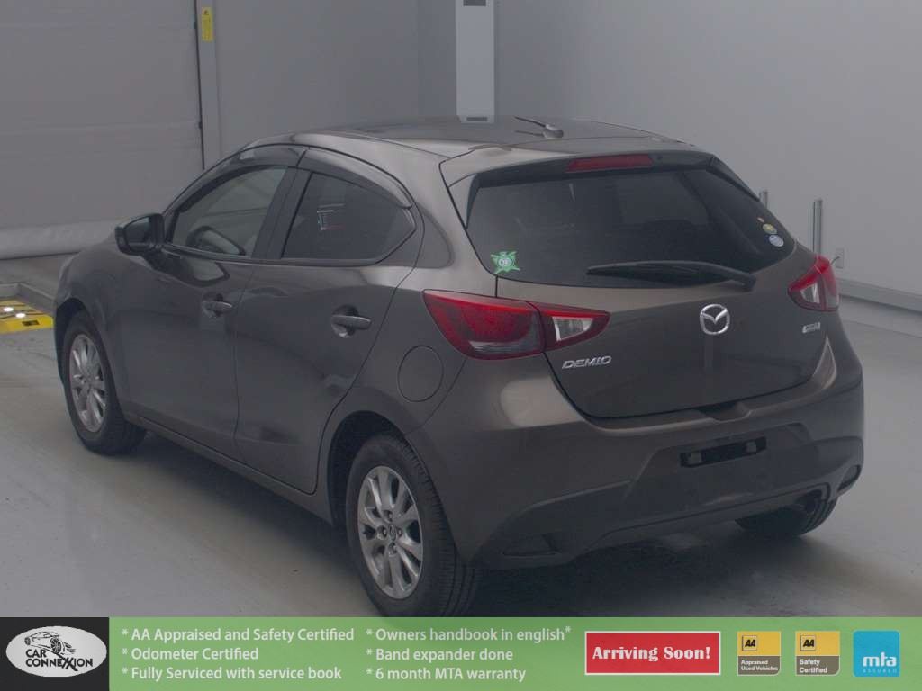 Vehicle image 3