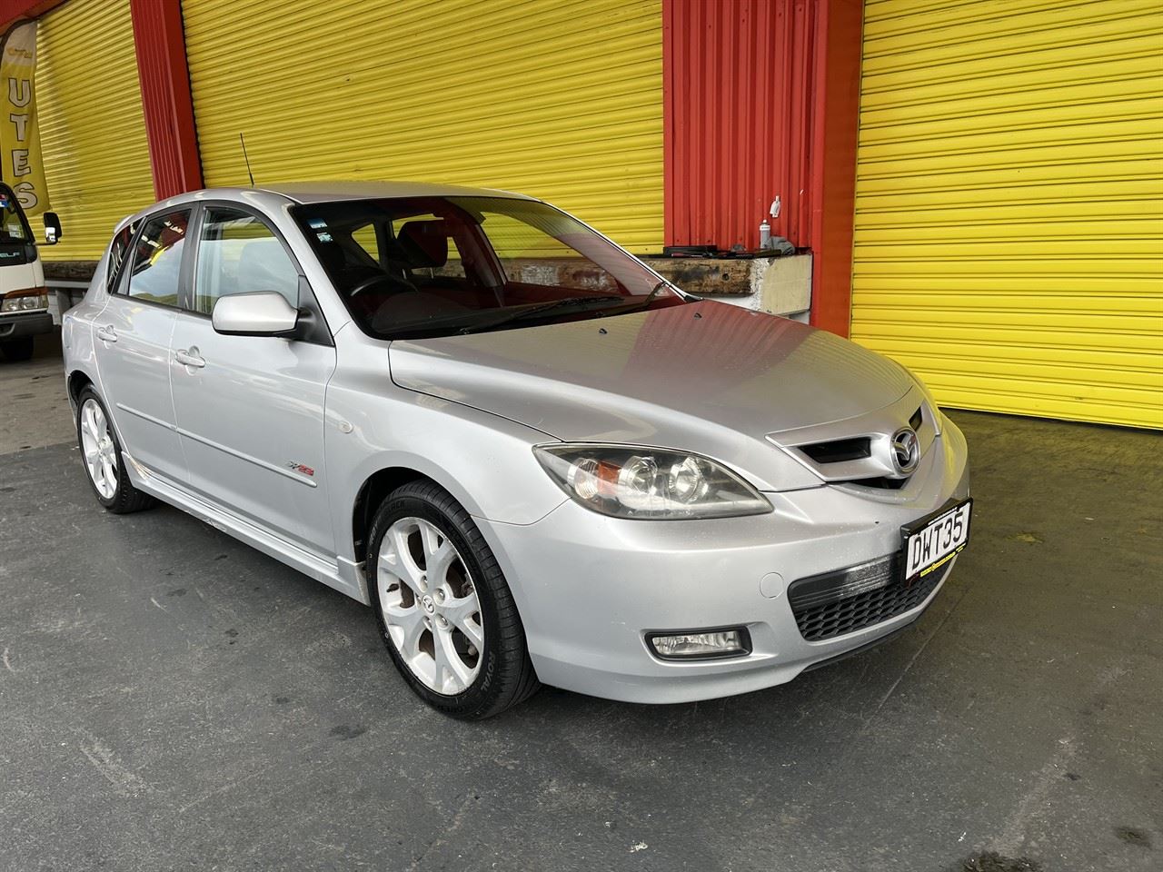 Vehicle image 1