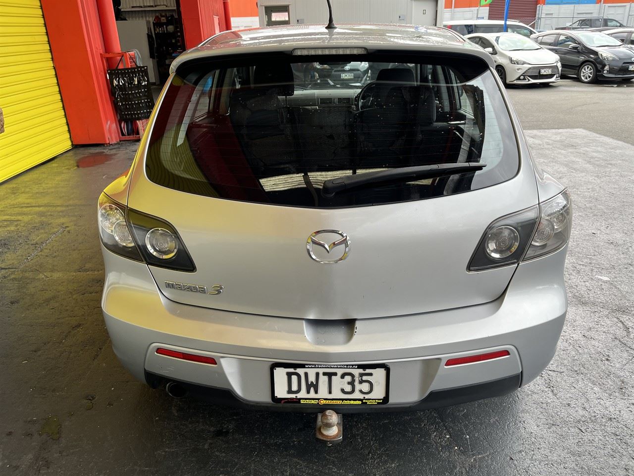 Vehicle image 5