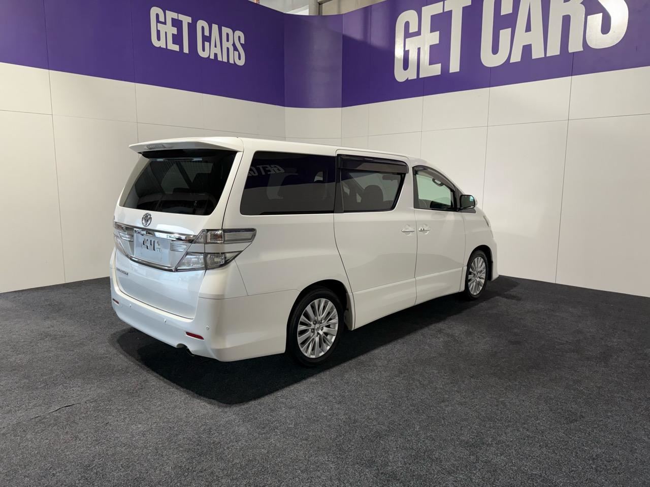 Vehicle image 4