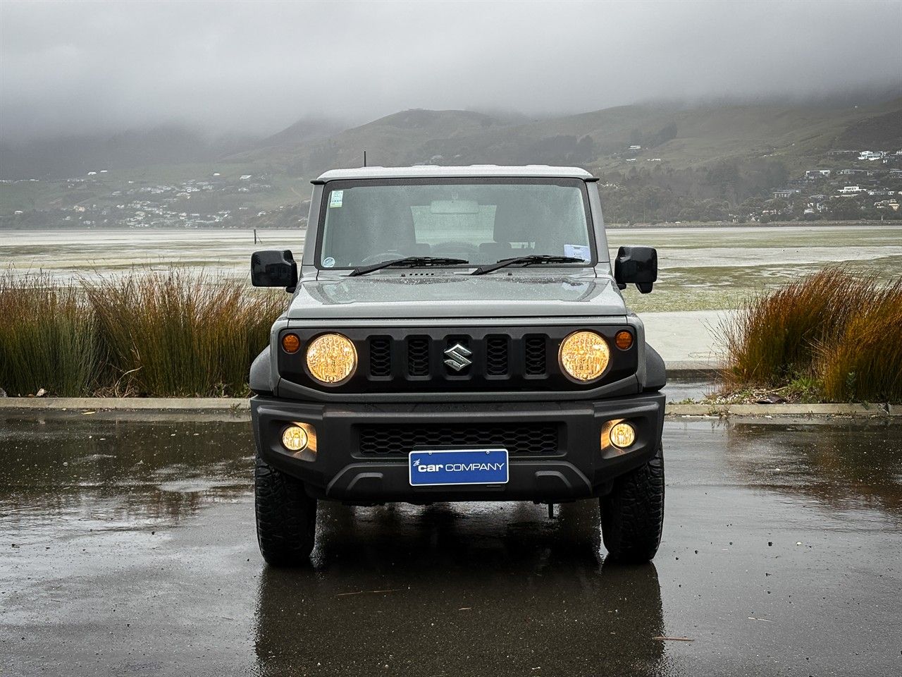 Vehicle image 3
