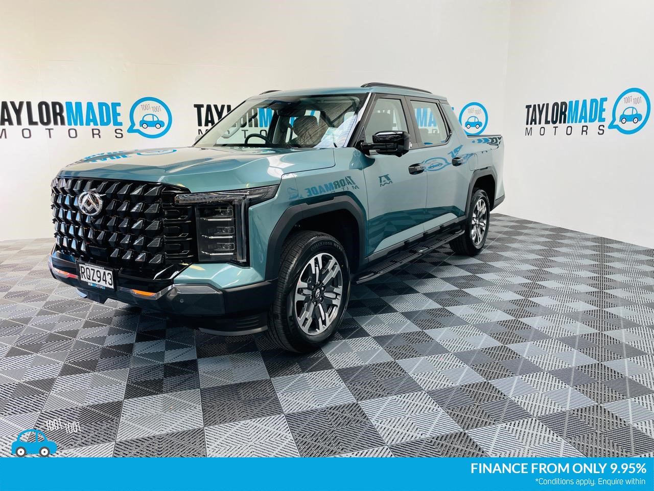 Vehicle image 3