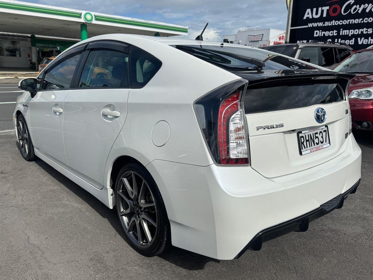 Vehicle image 2