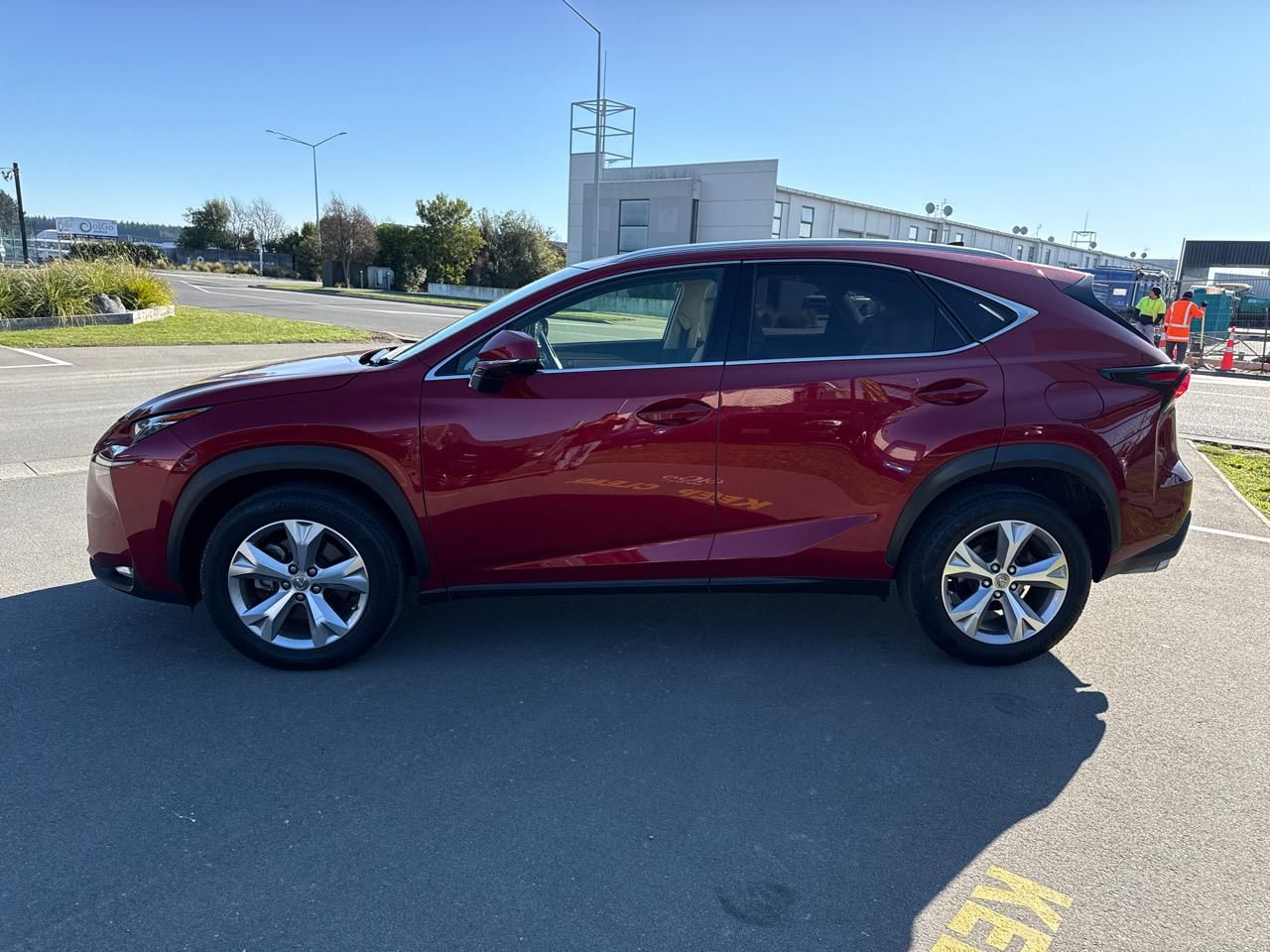 Vehicle image 5