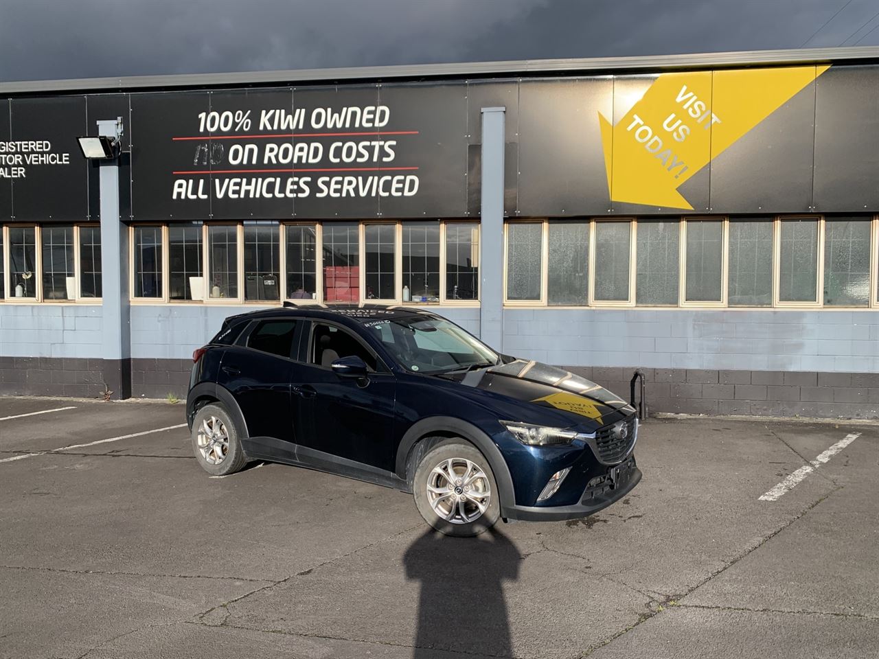 Vehicle image 5