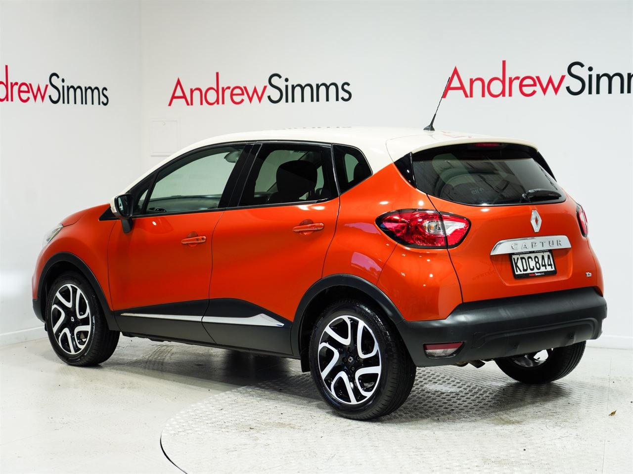 Vehicle image 2
