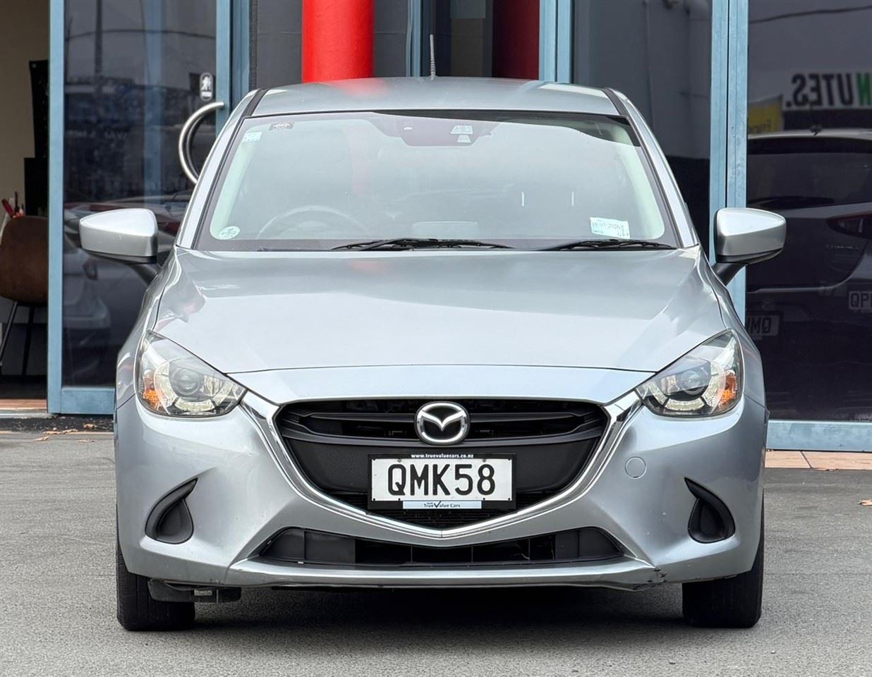 Vehicle image 3