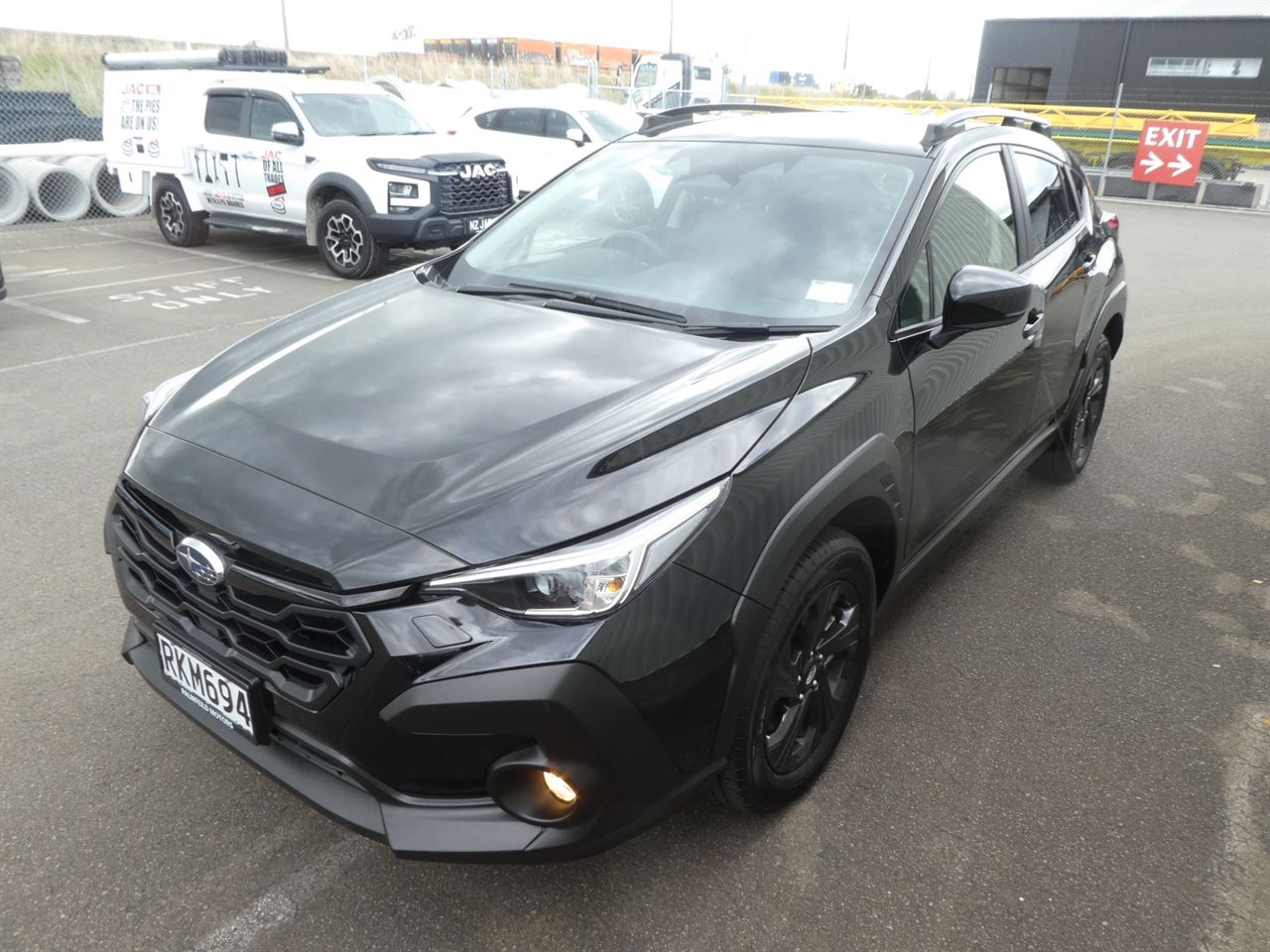 Vehicle image 4