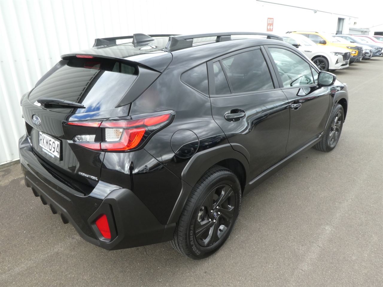 Vehicle image 5