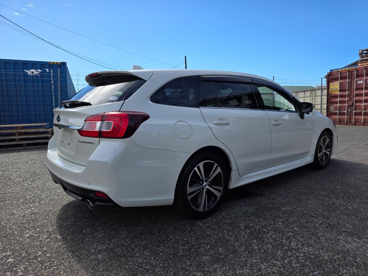 Vehicle image 5