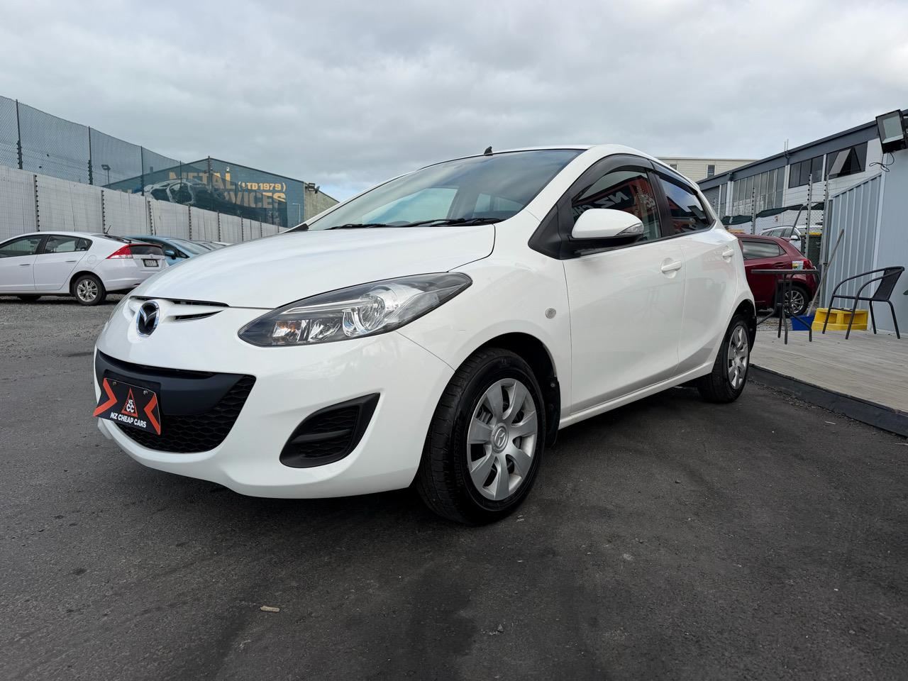 Vehicle image 3