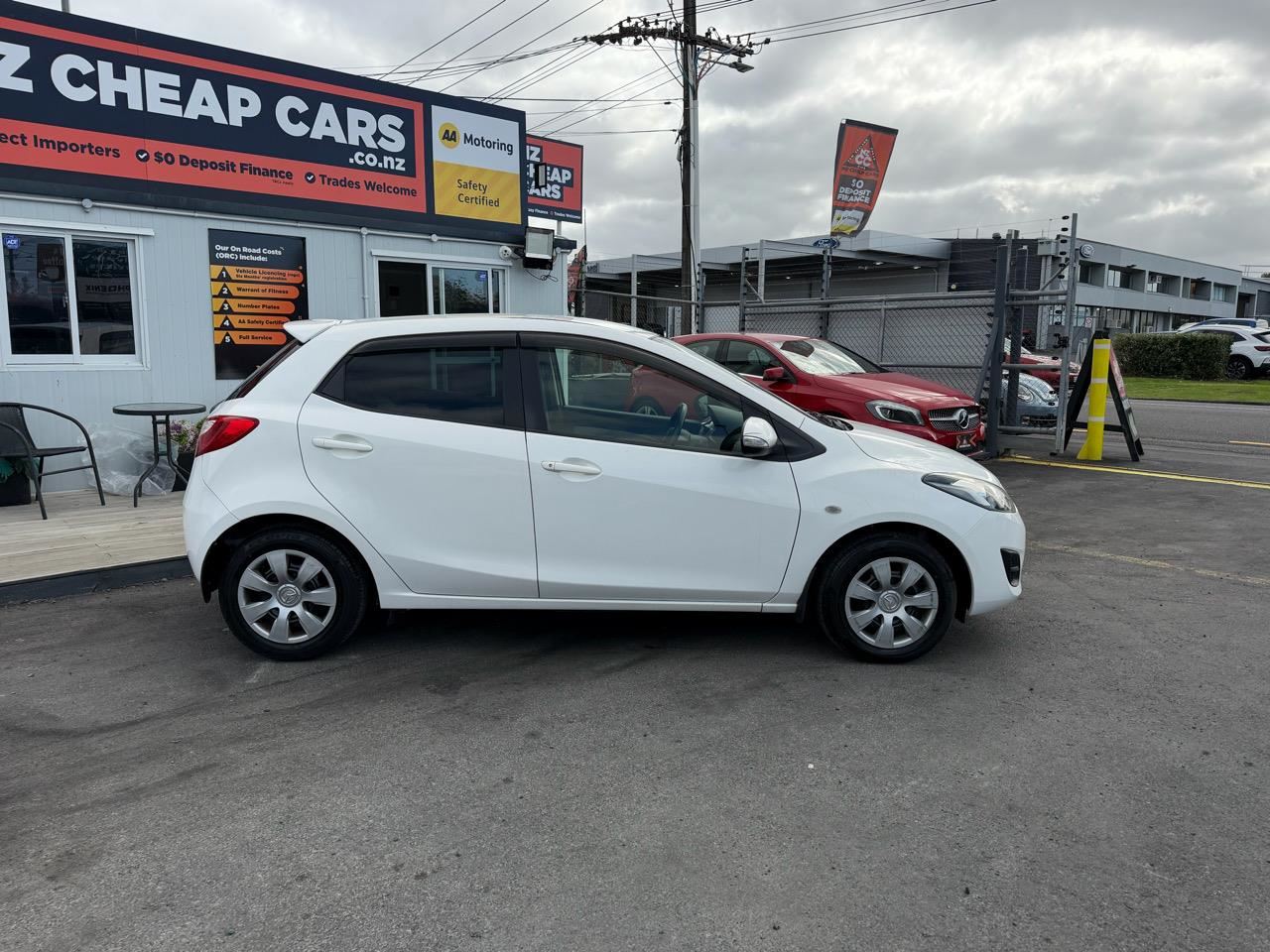 Vehicle image 5