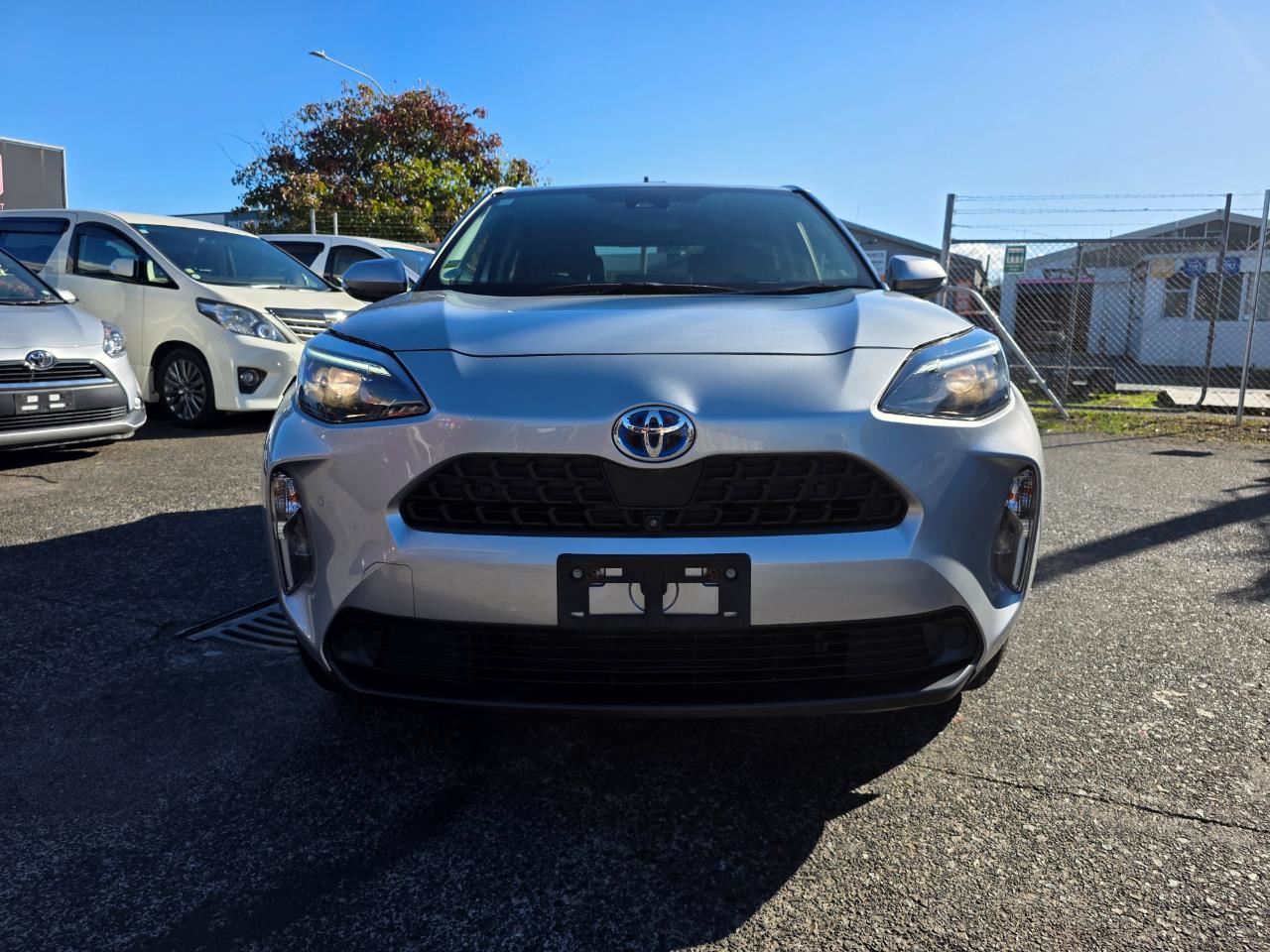 Vehicle image 3